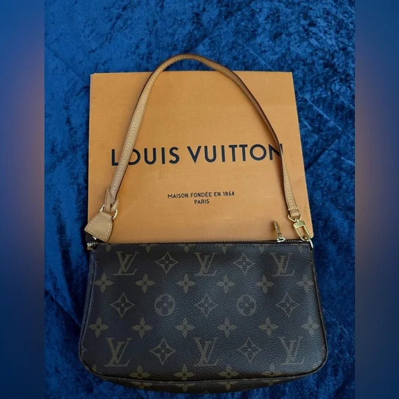 Louis vuitton pochette accessories - Picture 3 of 17